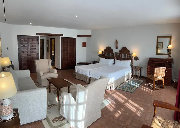 Parador De Plasencia