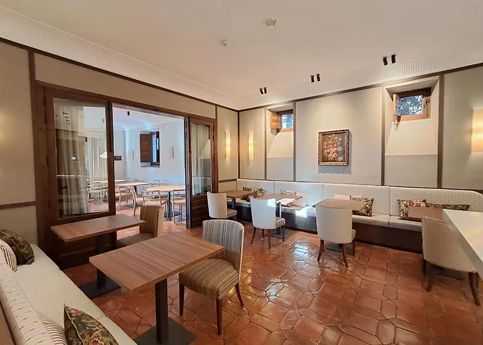 Parador De Jarandilla De La Vera