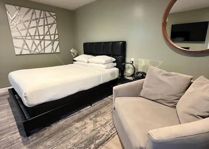 Park Plaza Lodge
