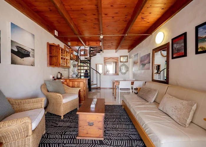 Adventure Pad'S By The Farmhouse Hotel