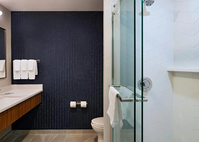 Fairfield By Marriott Medford Long Island