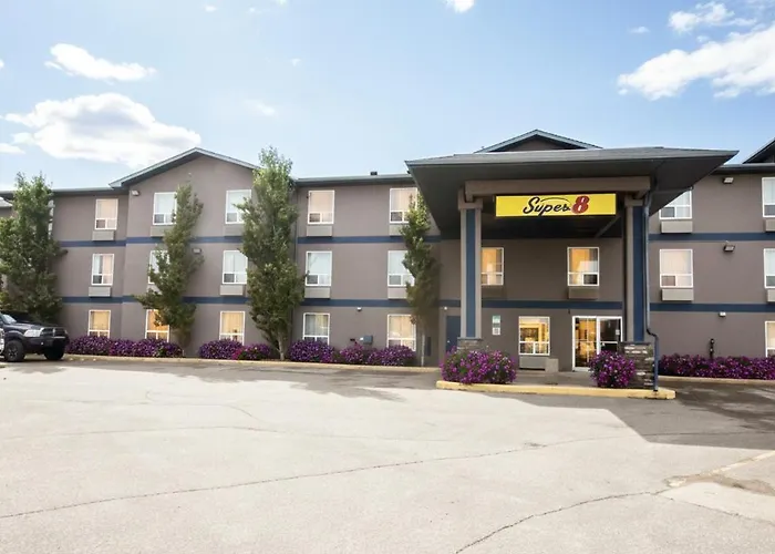 Super 8 By Wyndham Whitecourt