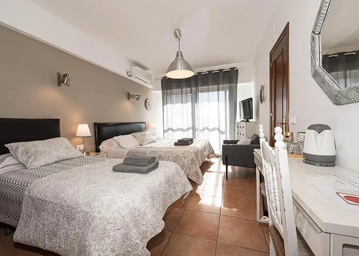 Hostal Don Peque (Adults Only)