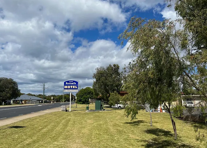 Restawile Motel
