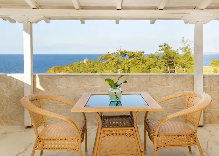Leandros Hotel