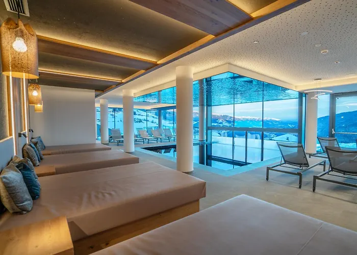 Hotel Purvita - Ski In Ski Out - Infinity Pool