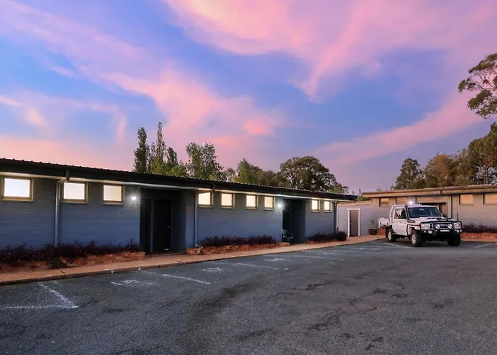 Moonraker Motor Inn