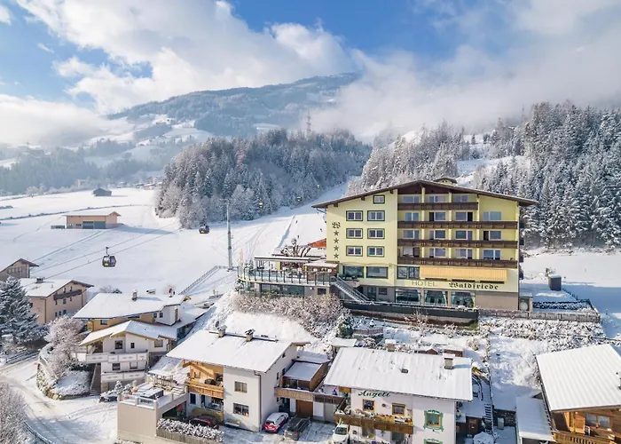 Hotel Waldfriede - Der Logenplatz im Zillertal