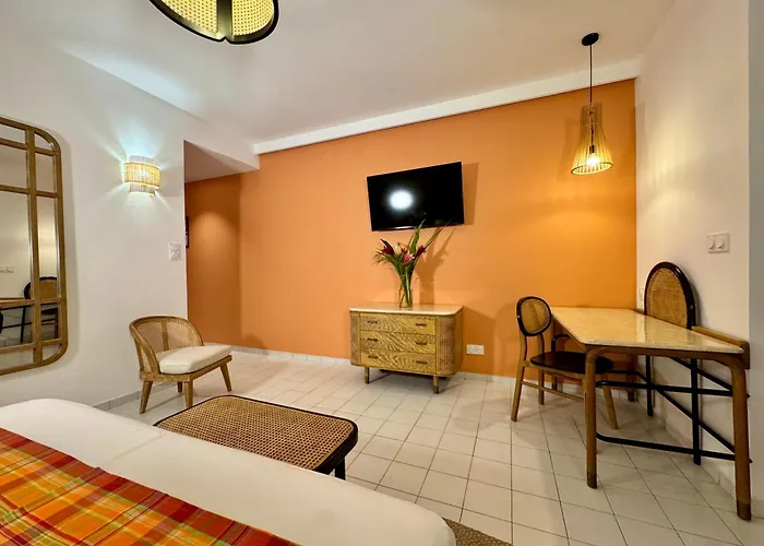 Residence Le Vallon Guadeloupe Parc Piscine Appartements & Studios