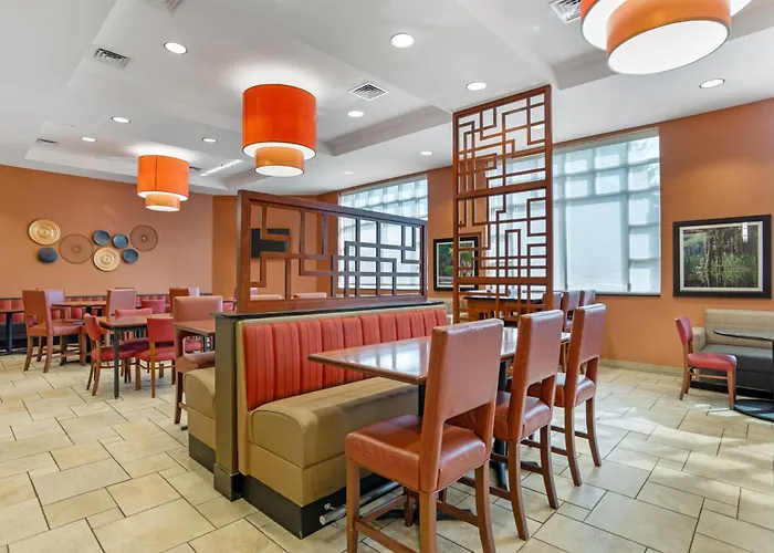 Drury Inn & Suites Baton Rouge