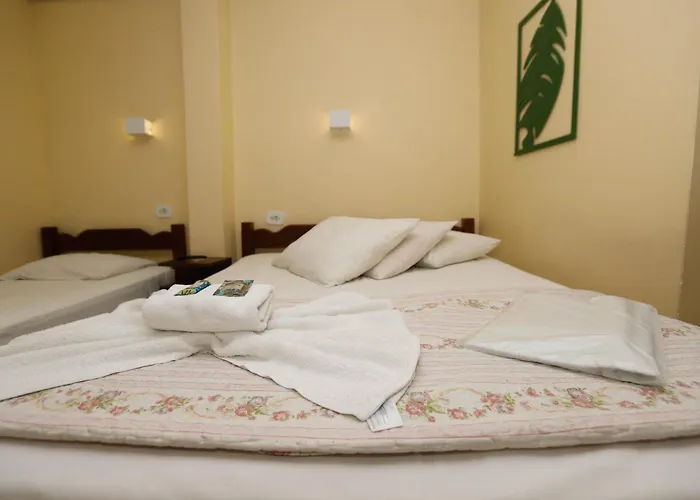Hotel Garfo de Ouro