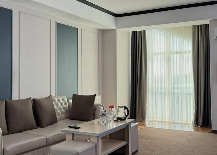 Caravan Hotel