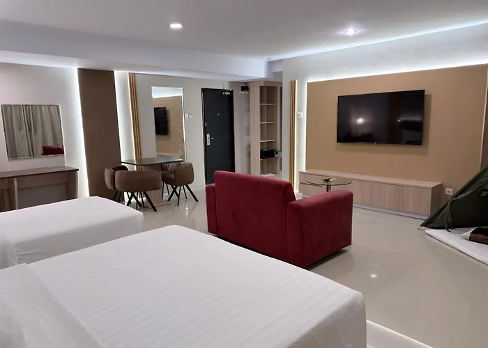 Swiss-Belhotel Waterfront Makassar