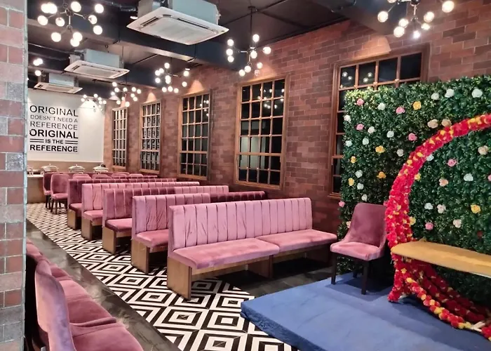Hotel Bhabha