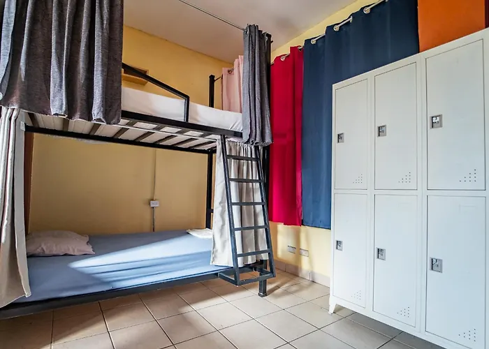 Sandy Toes Hostel
