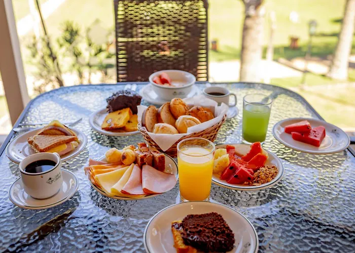 Villa De Holanda Parque Hotel