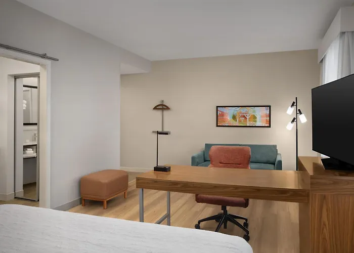Hampton Inn And Suites Fayetteville, Nc