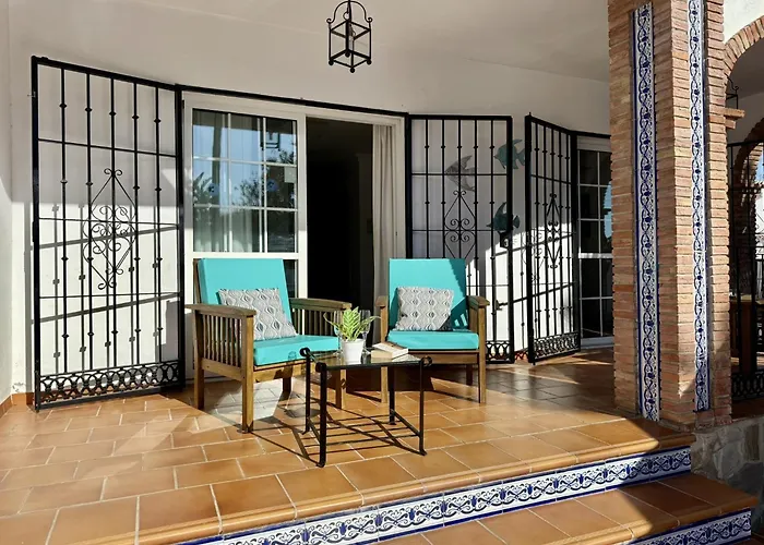 Nerja Paradise Rentals - Villa Flamingo