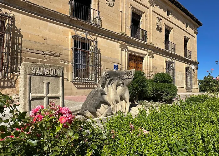 Palacio De Sansol