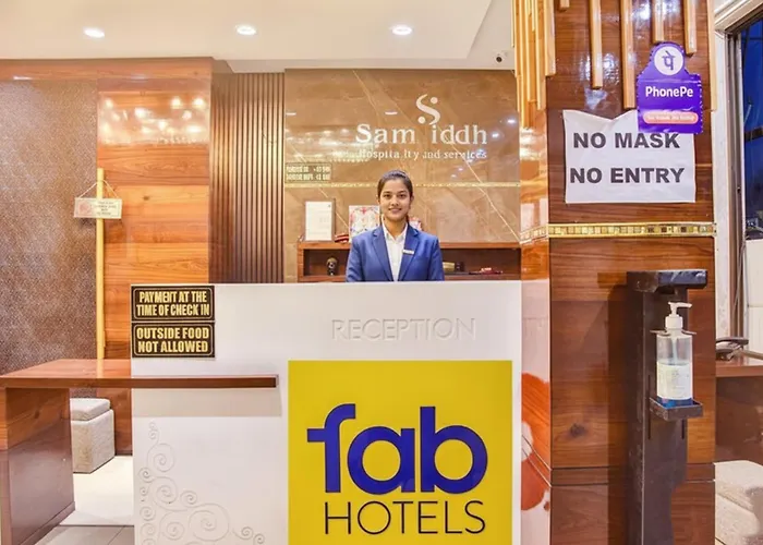 Fabhotel Prime Om Palace