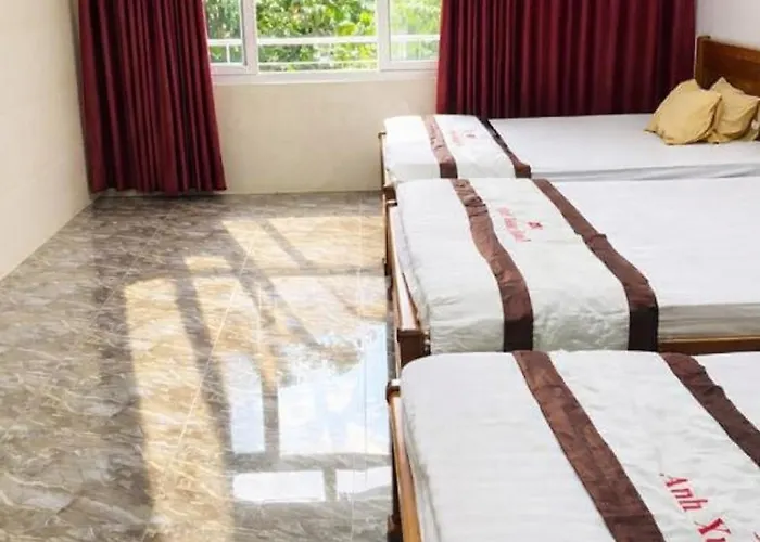 Yen Anh Xuan Hotel