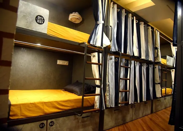 Charyana Hotel Ac Dormitory