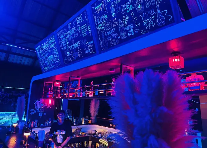 Mbar Hostel Haad Rin