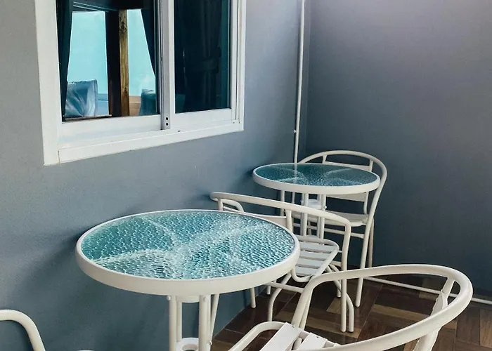 Little Wild Hostel Khaosok