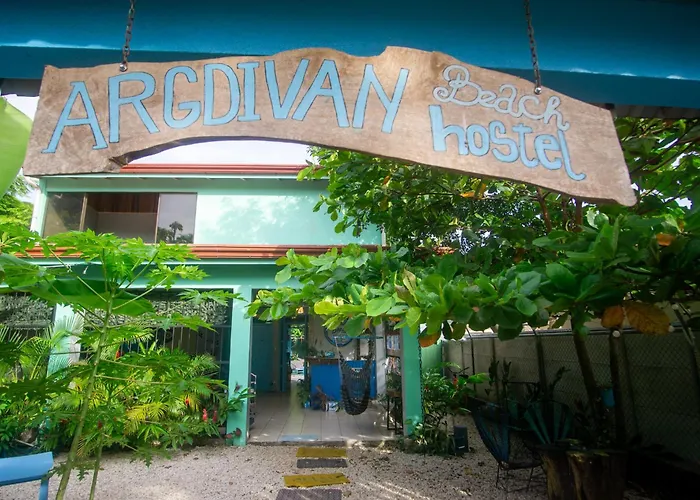 Argdivan Beach Hostel