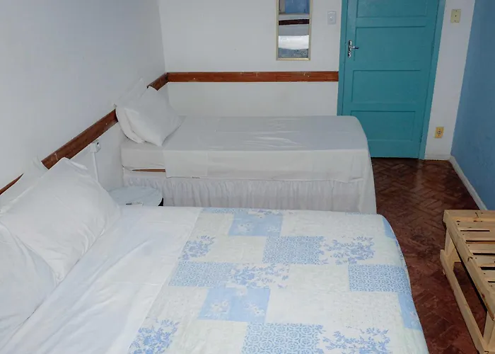Nomads Hostel Multicultural & Coworking