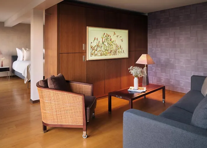 Alden Suite Hotel Splügenschloss Zurich