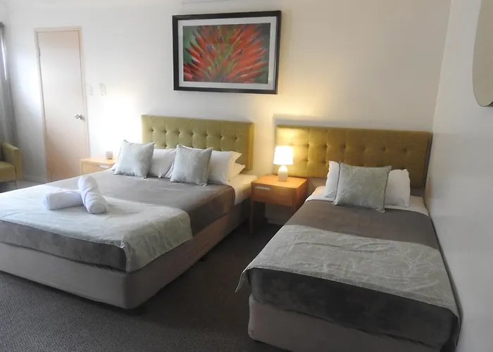 Cedar Lodge Motel
