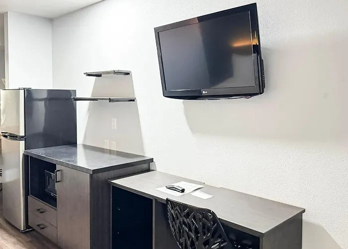 Mojave Desert Inn - Barstow I-15