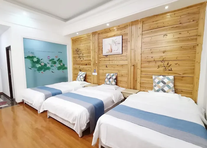 Emeishan Moon Bay Hotel