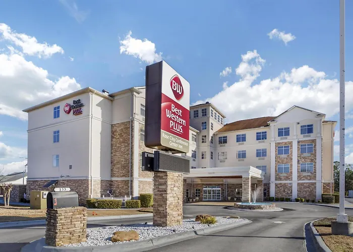 Best Western Plus Rose City Conference Center Inn