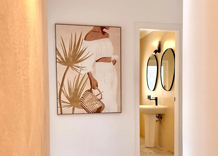 8 Person Ibiza Villa With Private Pool - Walk To Amnesia & Unvrs! - Can Rafa