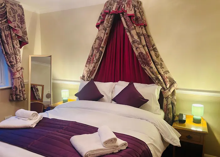 Little Silver Country Hotel