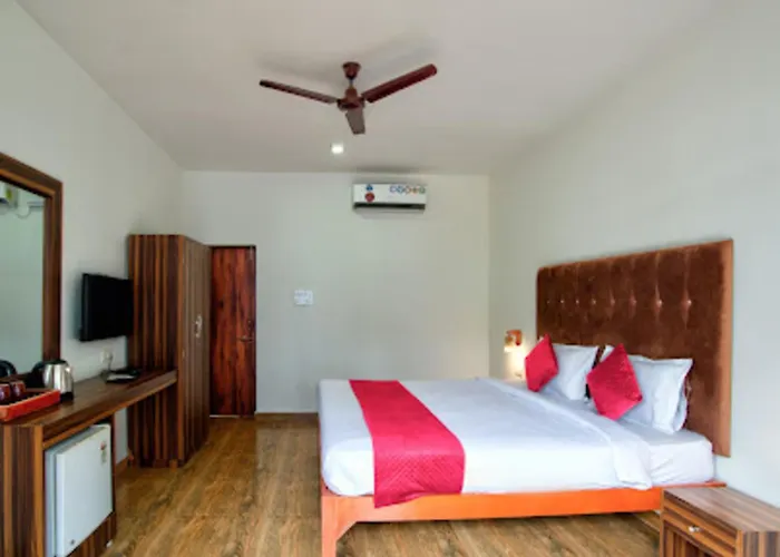 Hotel Sky Blue Baga Goa