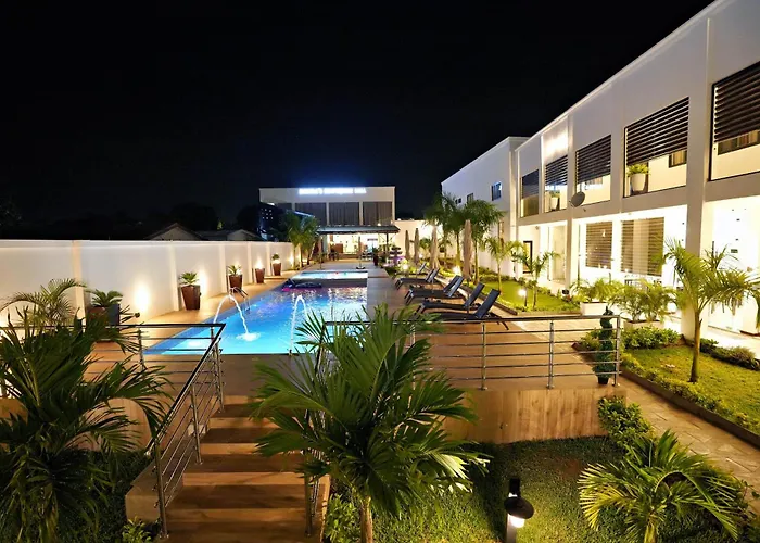 Newport Hotel