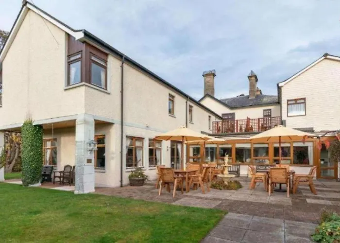 Westend Hotel & Bar
