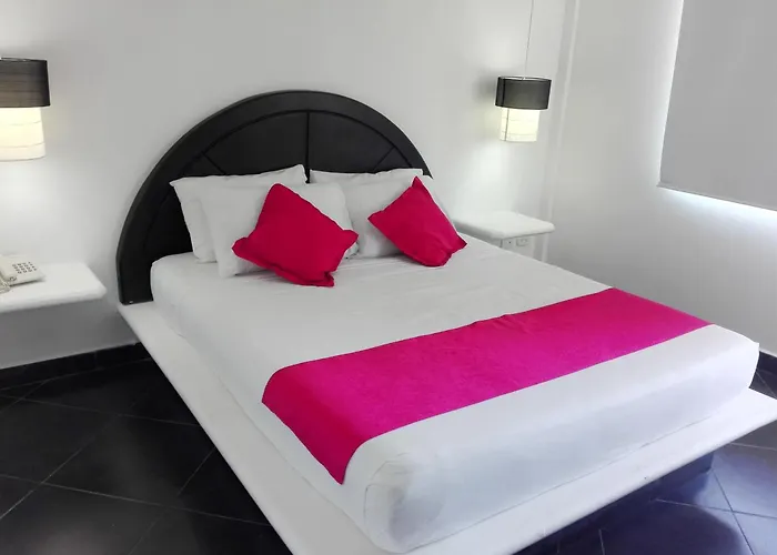 Hotel Paraiso Estudios
