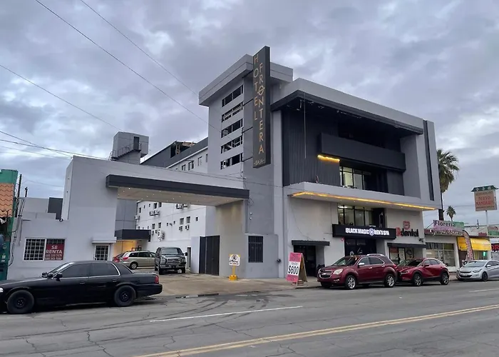 Hotel Frontera Baja
