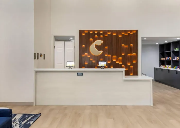 Comfort Suites Central Valley - Woodbury