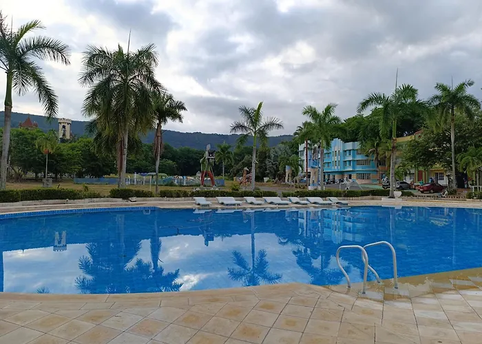 Hotel Paraiso Estudios