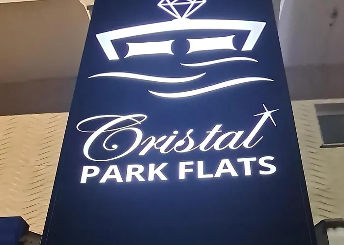 Cristal Park Flats