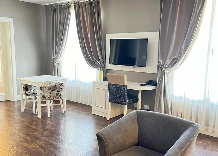 Royal Gardens Hotels