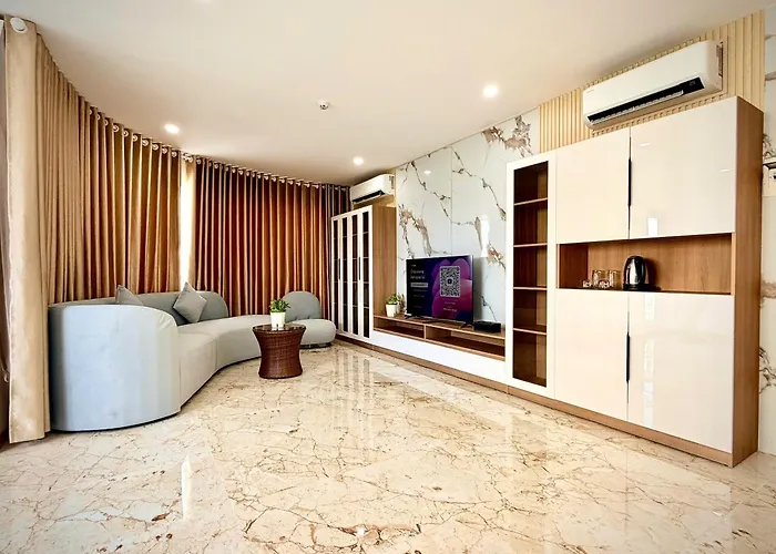 Cannes Ben Tre Hotel