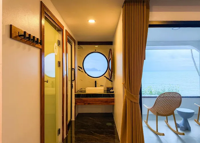 Aokhanom Hotel
