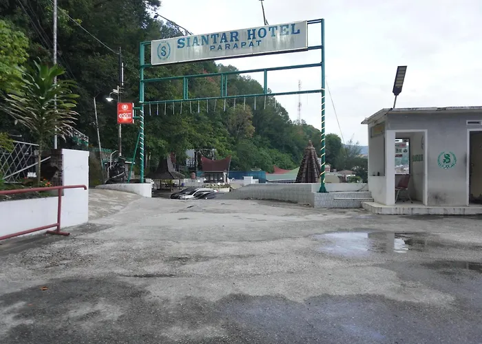 Siantar Hotel Parapat