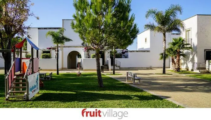 Fruit Village Torre Dell'Orso La Brunese 4Stelle